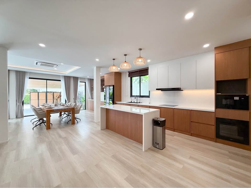 582652856_1907166916497791_2230019516738006311_n