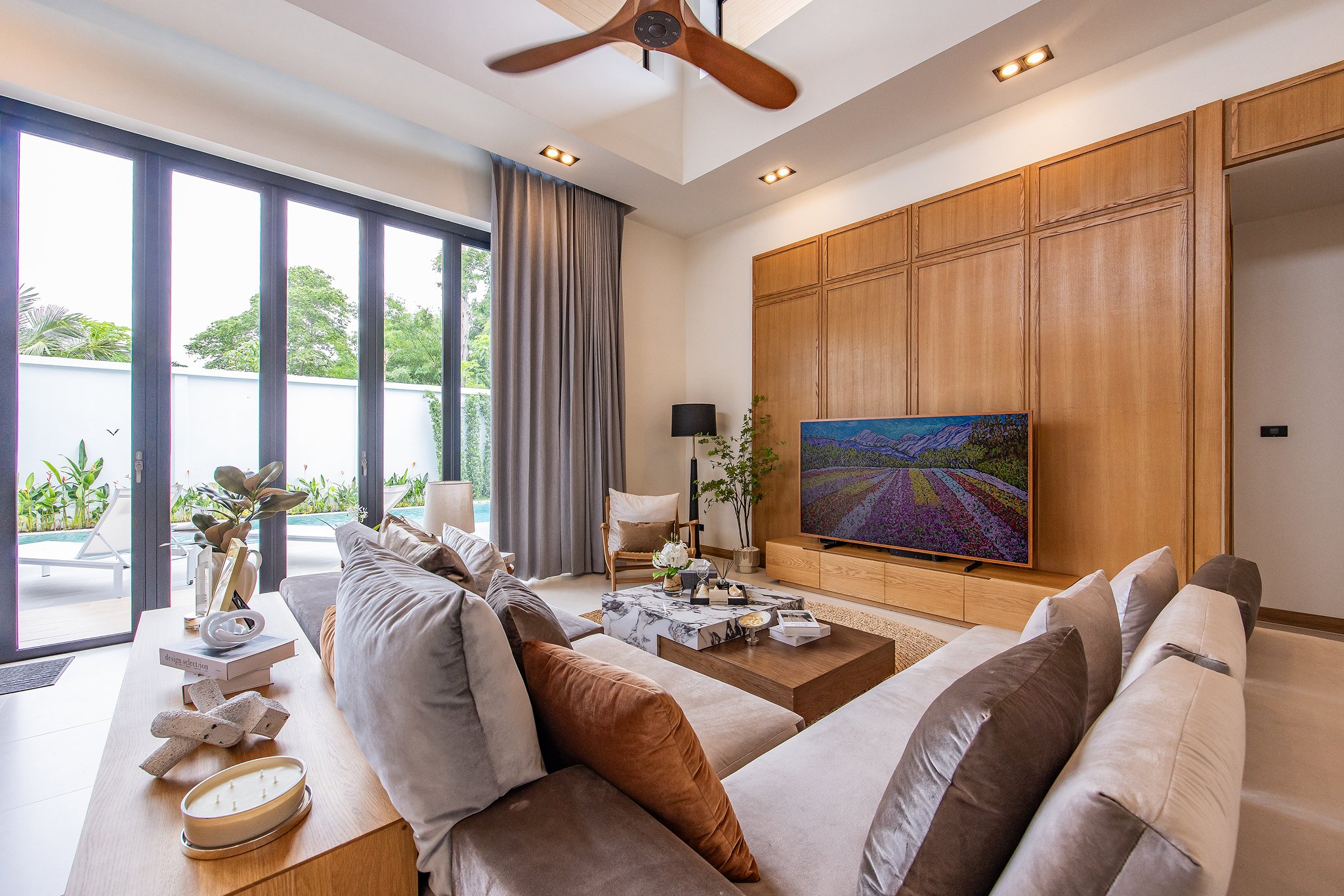 Monetaria Living Area (20)